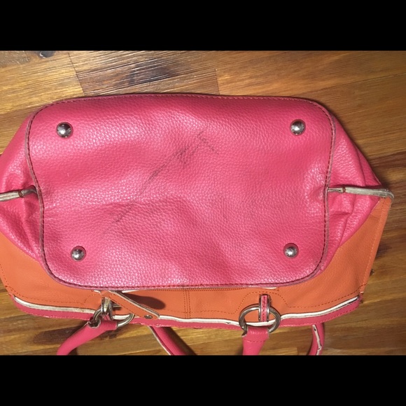 A women’s Pink and orange purse - Picture 2 of 8
